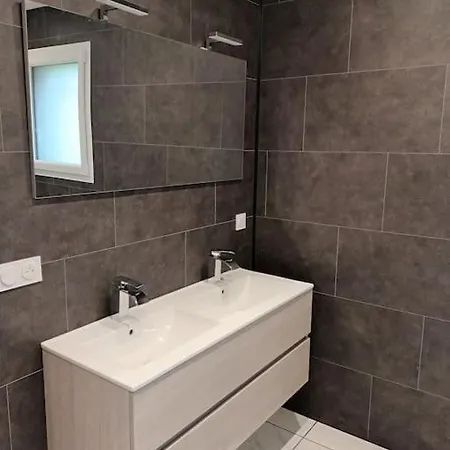 Nouveau Le Chant Des Arbres Holiday home Gelles